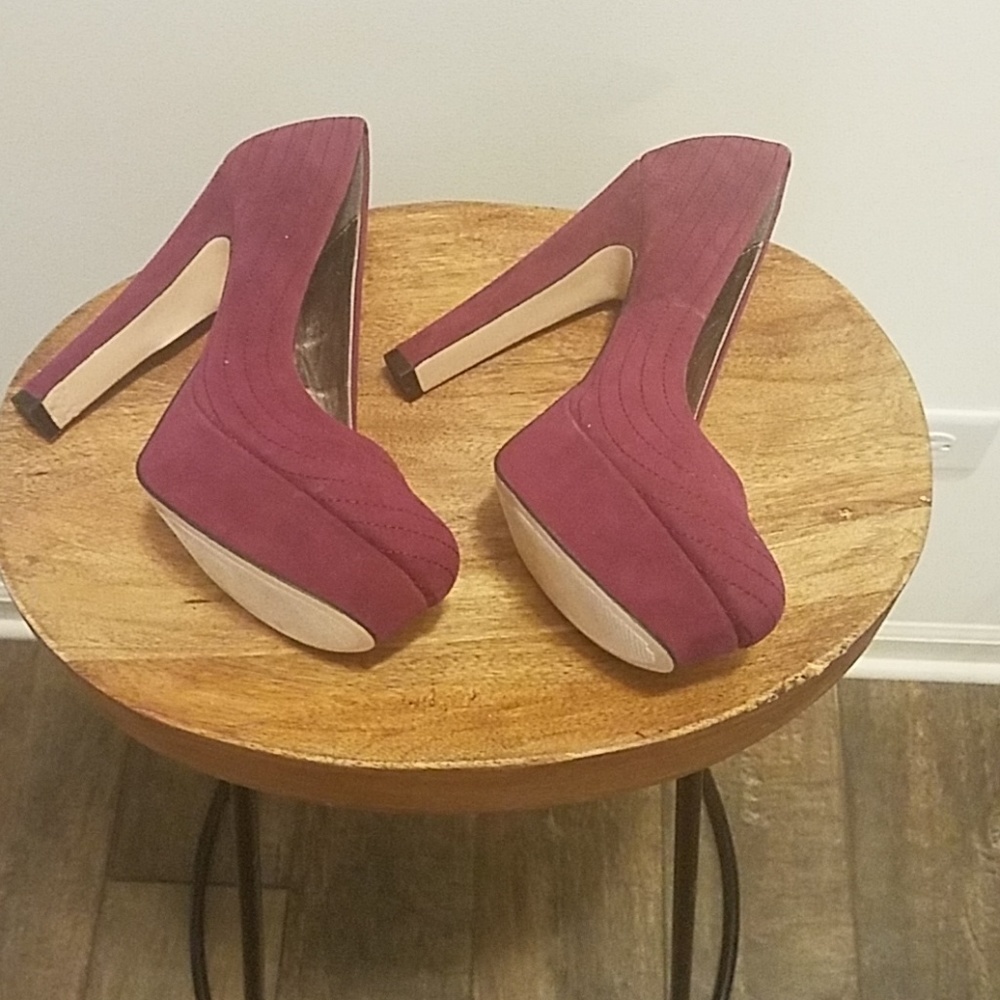 🤑🤑SHOES.  Justfabulous. HEELS. PUMPS. 8